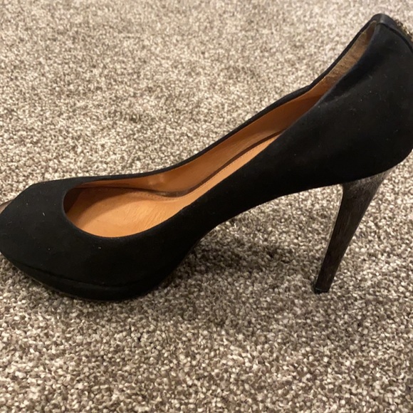 Coach Suede Heels with Round Toe and Platform heel - Picture 3 of 4